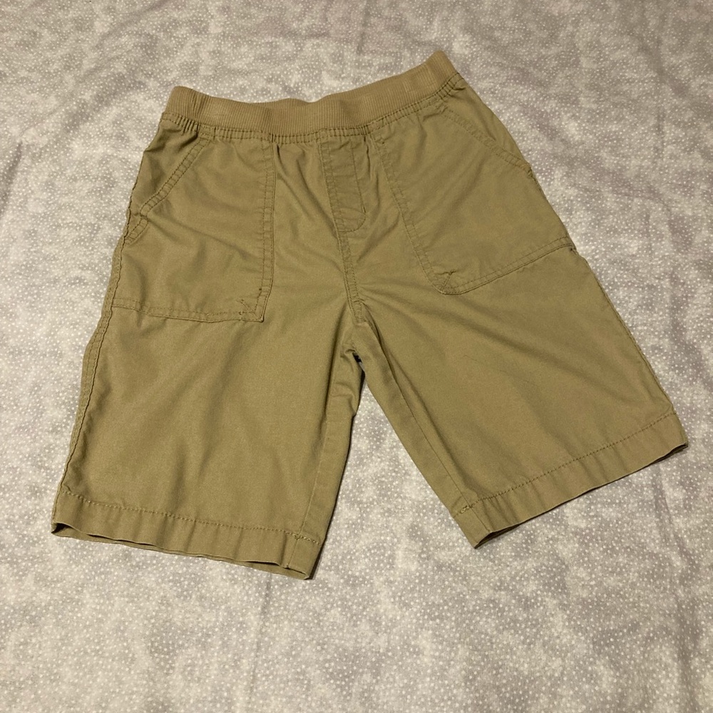 Boys size S 6/7 Shorts